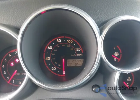 2005 Toyota Matrix Xr from USA, damaged, VIN 2T1KR32E45C481974